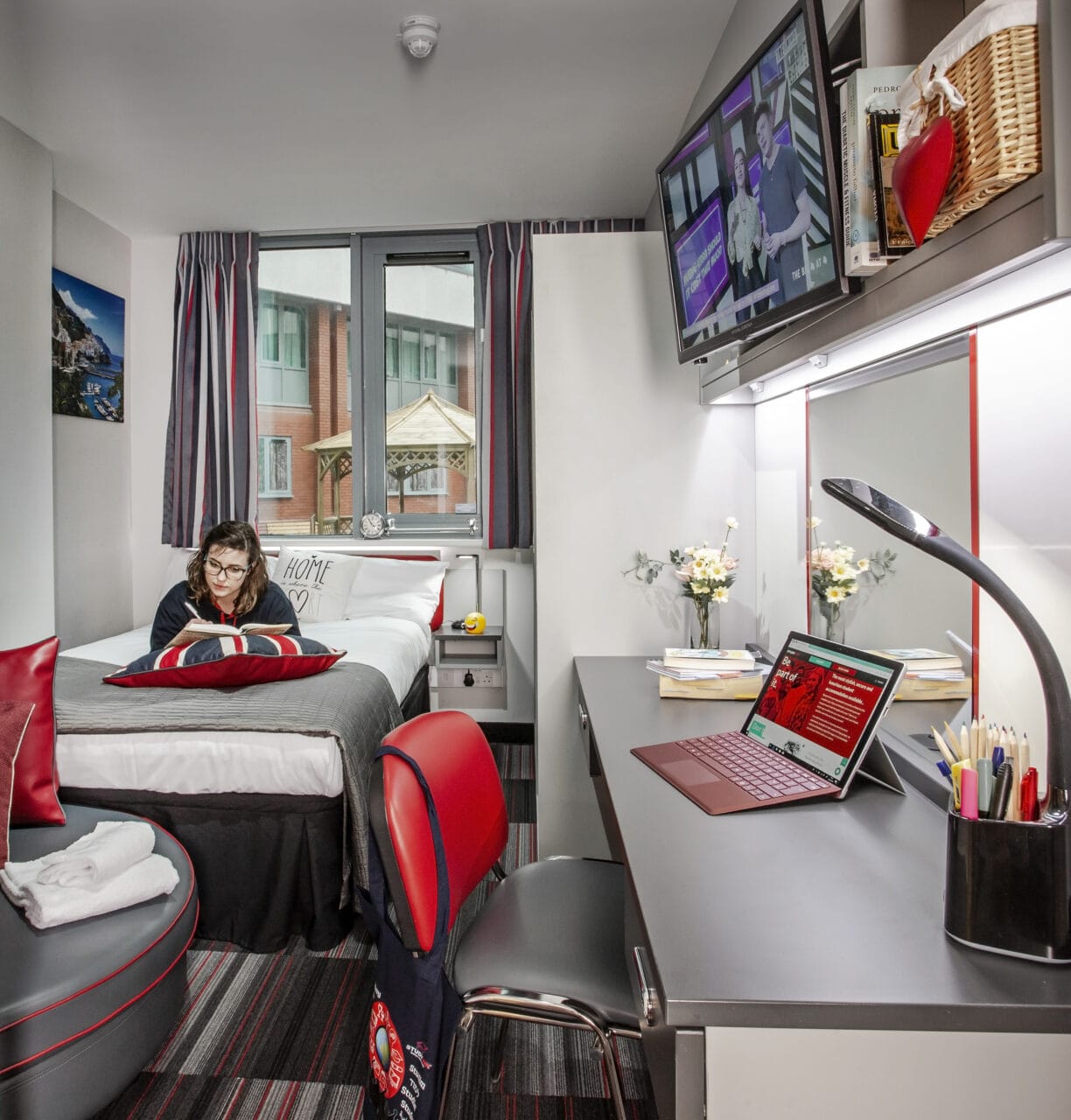 Study Inn Lemyngton Street - Diamond En-suite Serviced Apartment