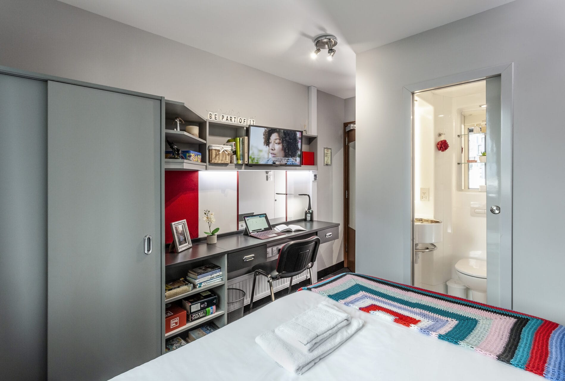 Study Inn Lemyngton Street - Gold Studio